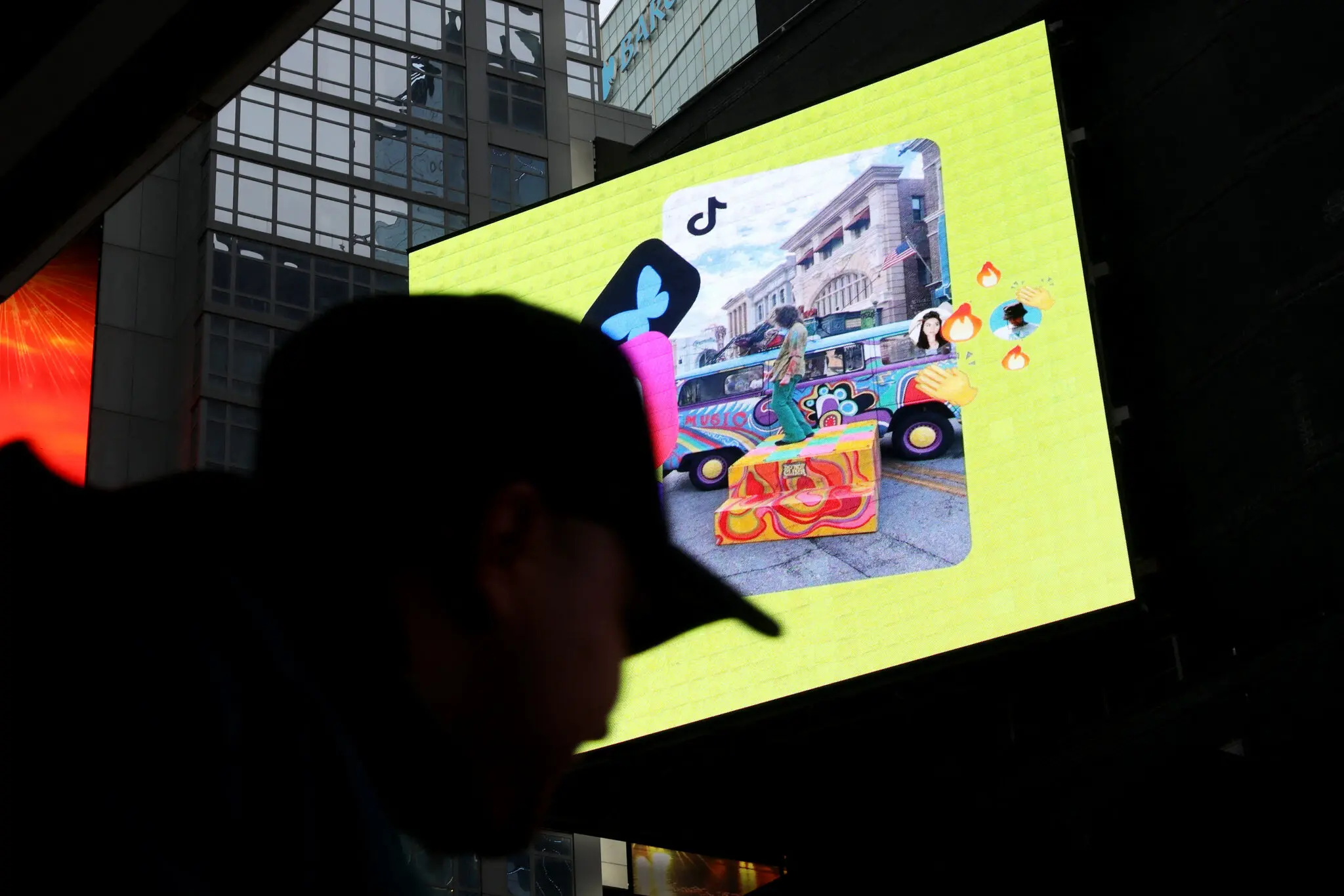 TikTok повертається після обіцянки Трампа відкласти заборону